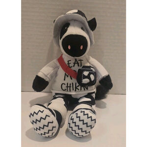 Chick-fil-a Plush Cow 9" Eat Mor Chikin Summer Specialty Trend Setter 2024